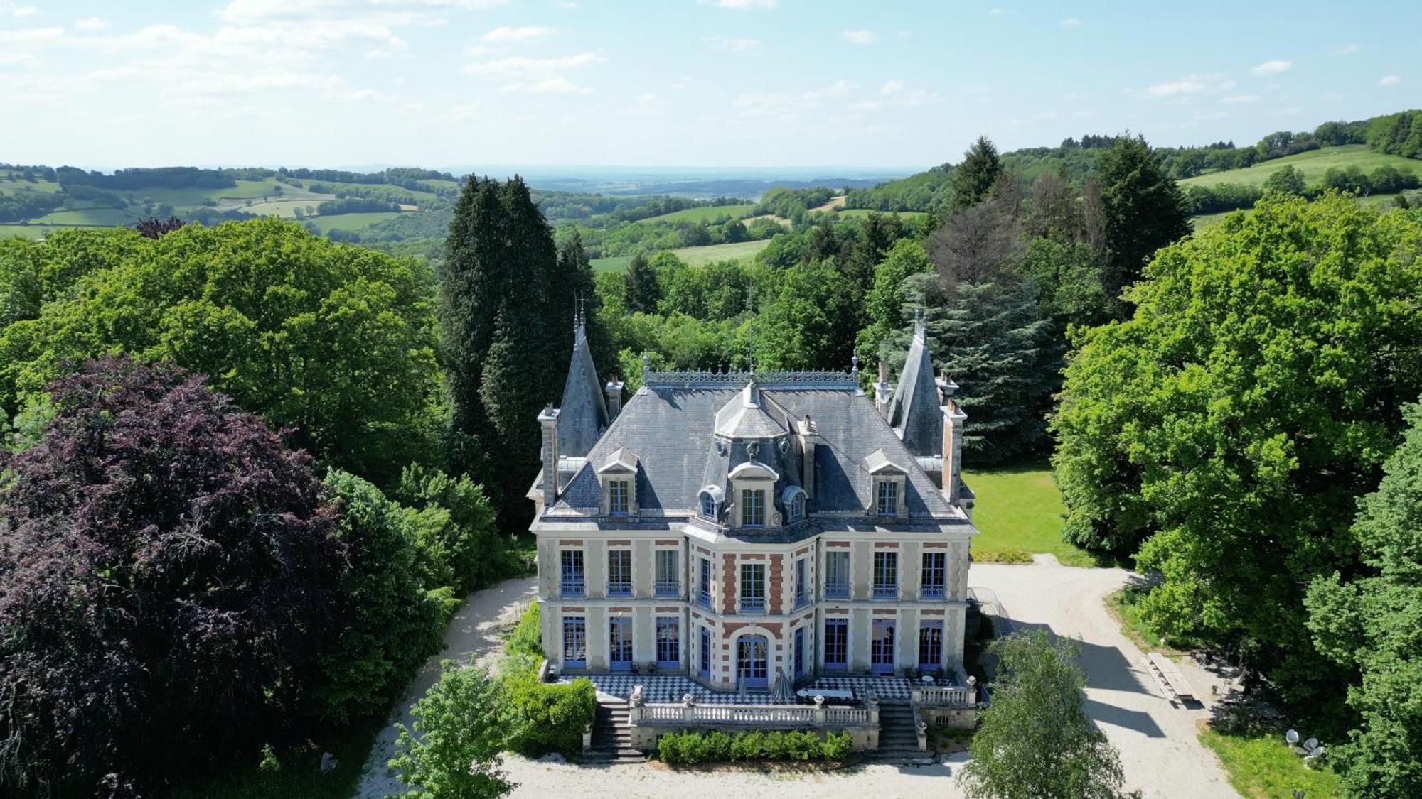 Chateau De Clinzeau Saint-Leger-de-Fougeret Exterior photo